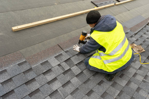Best Roof Leak Repair  in Lawton, IA